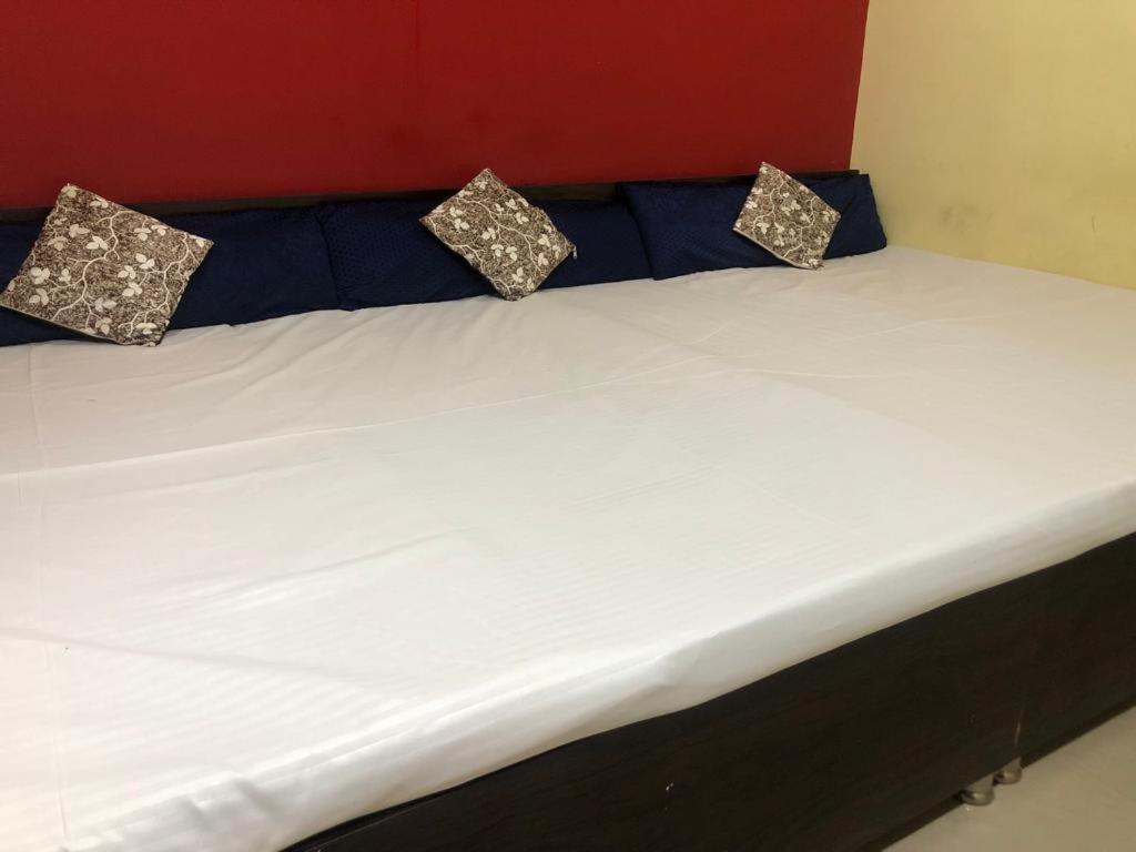 New Yanti Guest House Ujjain Exterior photo