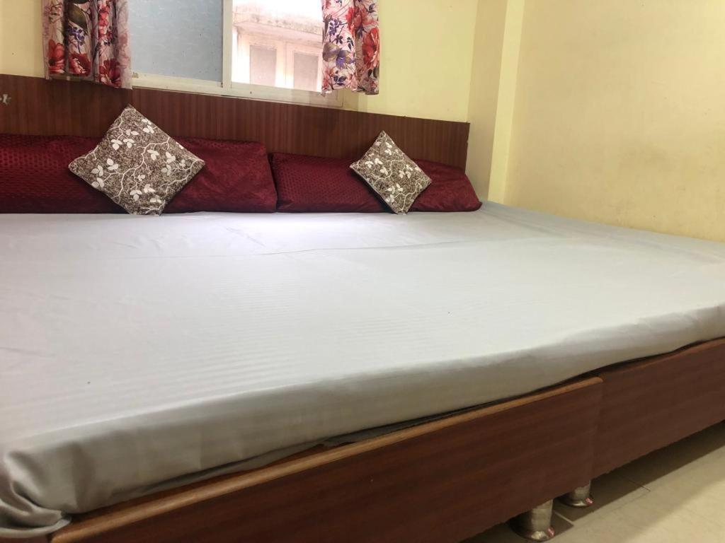 New Yanti Guest House Ujjain Exterior photo