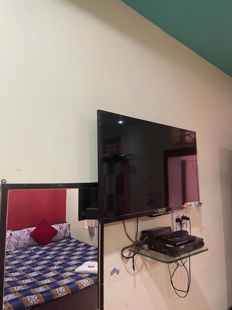 New Yanti Guest House Ujjain Exterior photo